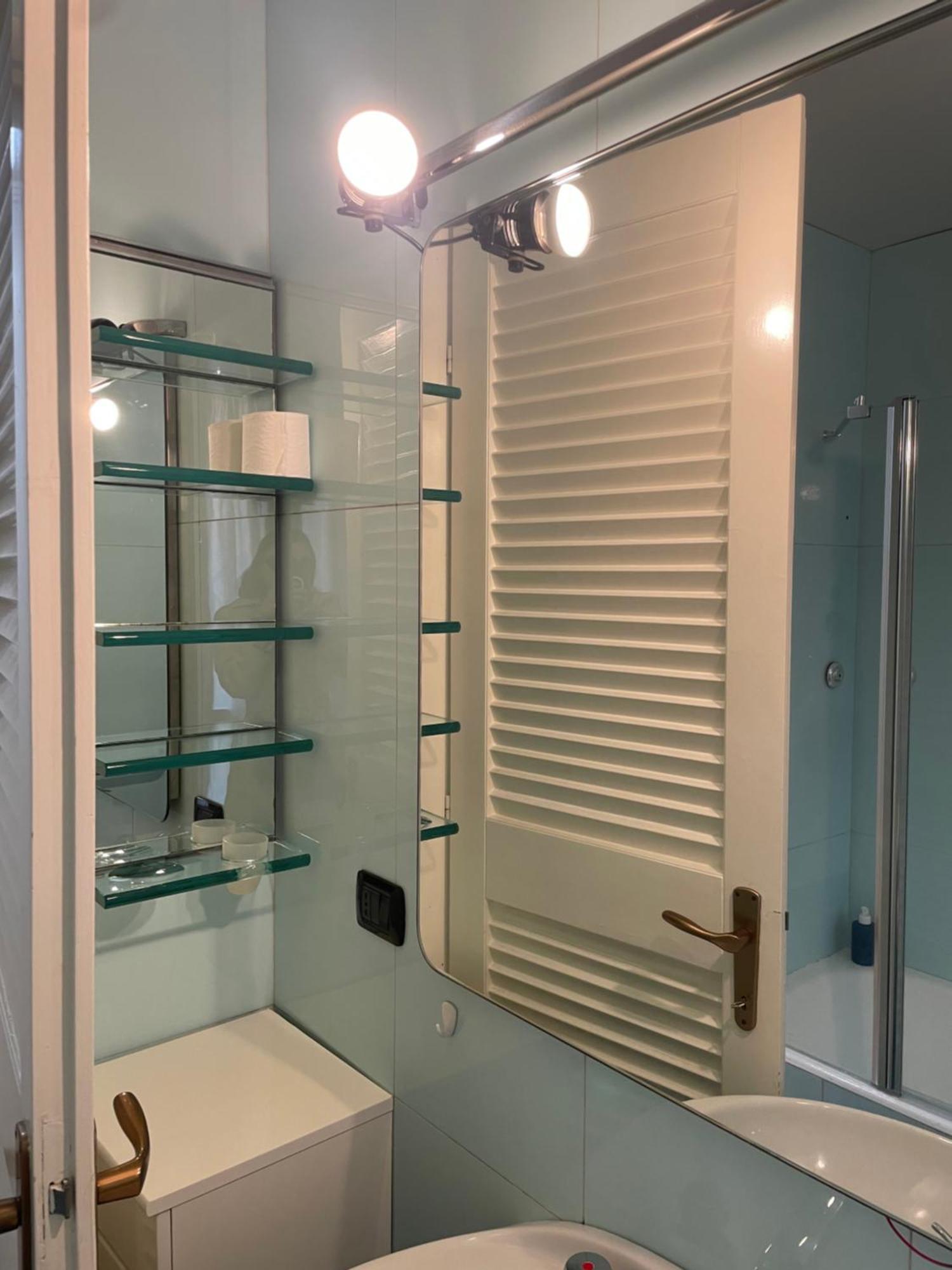 Downtown Apartment Milan Luaran gambar