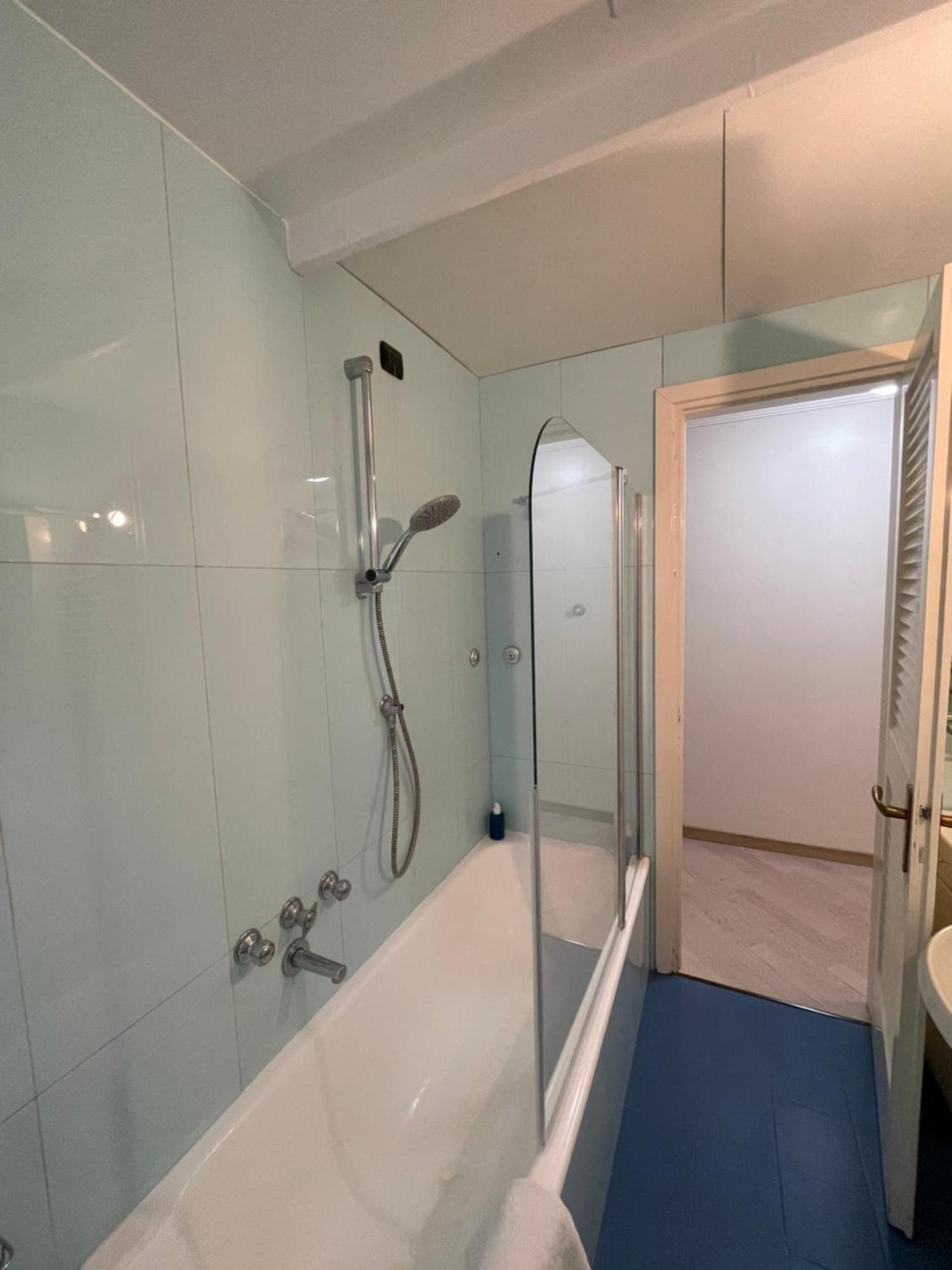 Downtown Apartment Milan Luaran gambar