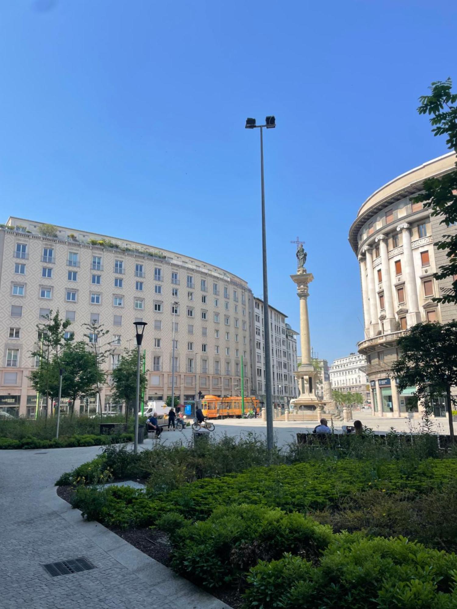 Downtown Apartment Milan Luaran gambar