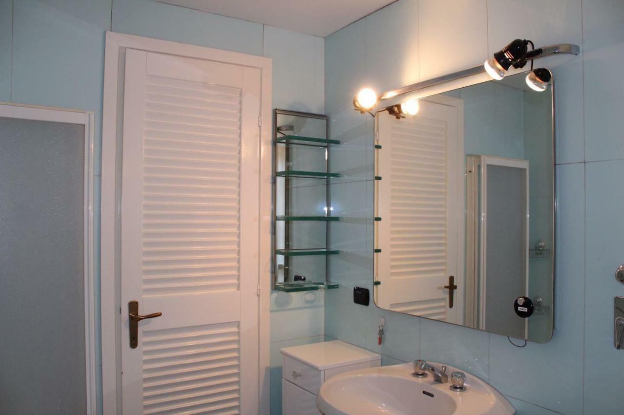 Downtown Apartment Milan Luaran gambar