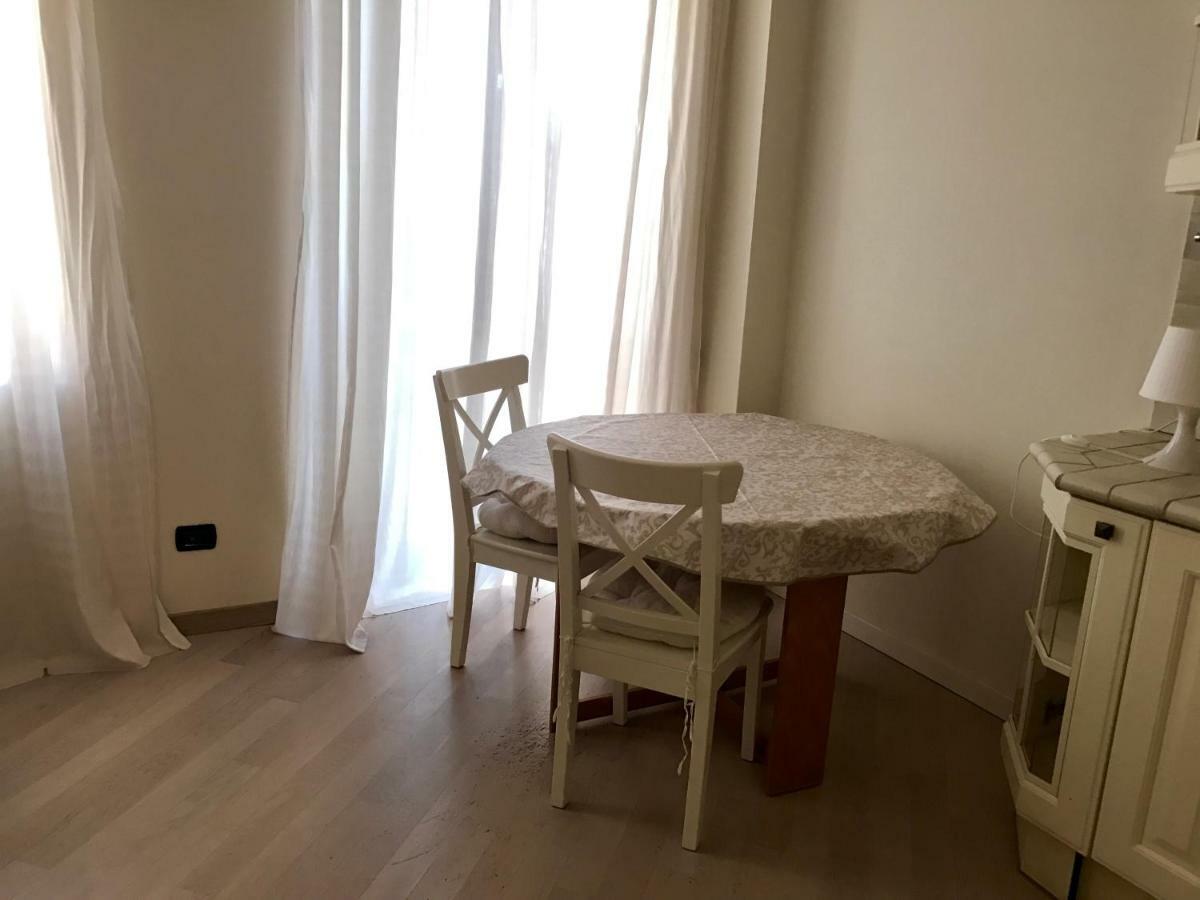 Downtown Apartment Milan Luaran gambar